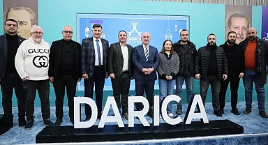 Darıca Belediye Başkanı Şükrü Karabacak, bölge basın temsilcileri ve çalışan gazeteciler ile sahur yemeğinde bir araya geldi.