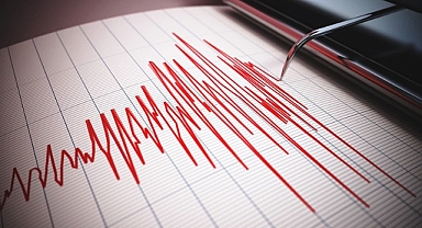 Bursa ve İstanbul' da hissedilen deprem!
