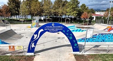 Gölcük'teki Kaykay Parkına Mattia Ahmet Minguzzi'nin adı verildi