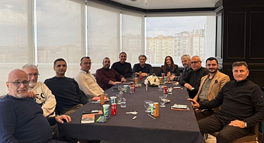 Merkez Prime’da 10 Ocak Buluşması: Dr. Hakan Höbek Gazetecileri Ağırladı