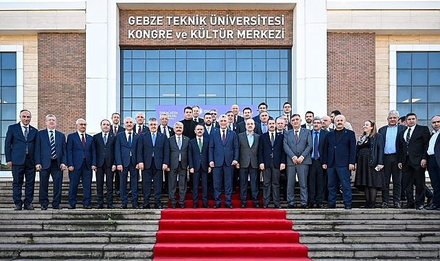 Ticaret Bakanı Ömer Bolat: “1,6 trilyon dolarlık ekonomiye doğru yükseleceğiz”