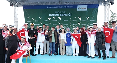 Büyükşehir’den özel gençlere anlamlı uğurlama