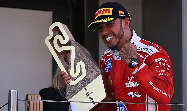 Lewis Hamilton'dan Ferrari İle Tarihi Zafer
