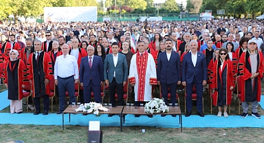 Gebze Teknik Üniversitesi 2025-2026 akademik yılı mezuniyet töreni gerçekleşti 